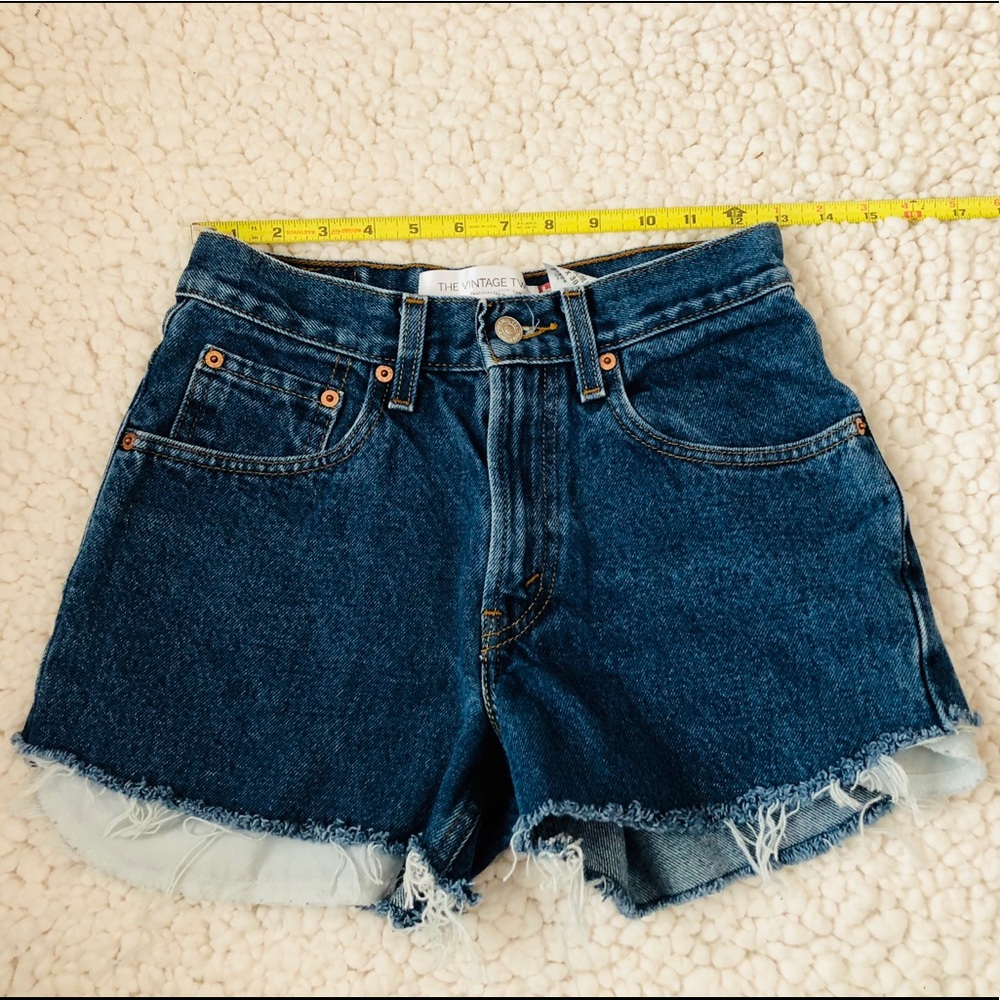 Levi High waist dark wash cutoffs